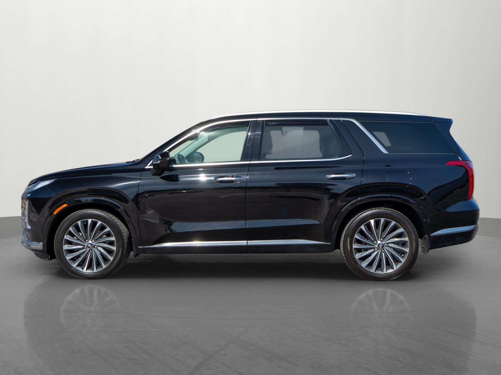 Used 2023 Hyundai Palisade Calligraphy AWD/4WD image 4