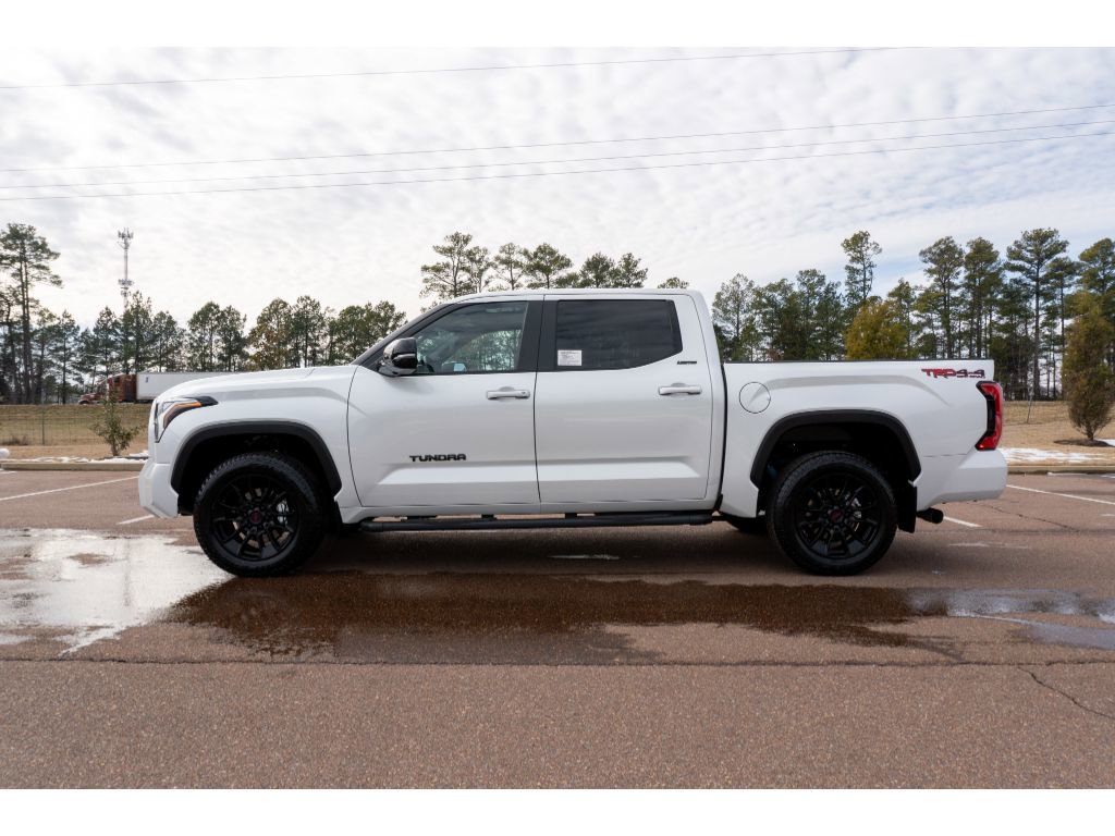Used 2025 Toyota Tundra Limited image 8