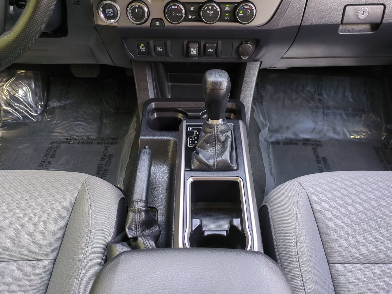 Used 2023 Toyota Tacoma SR5 w/ Technology Package AWD/4WD image 19