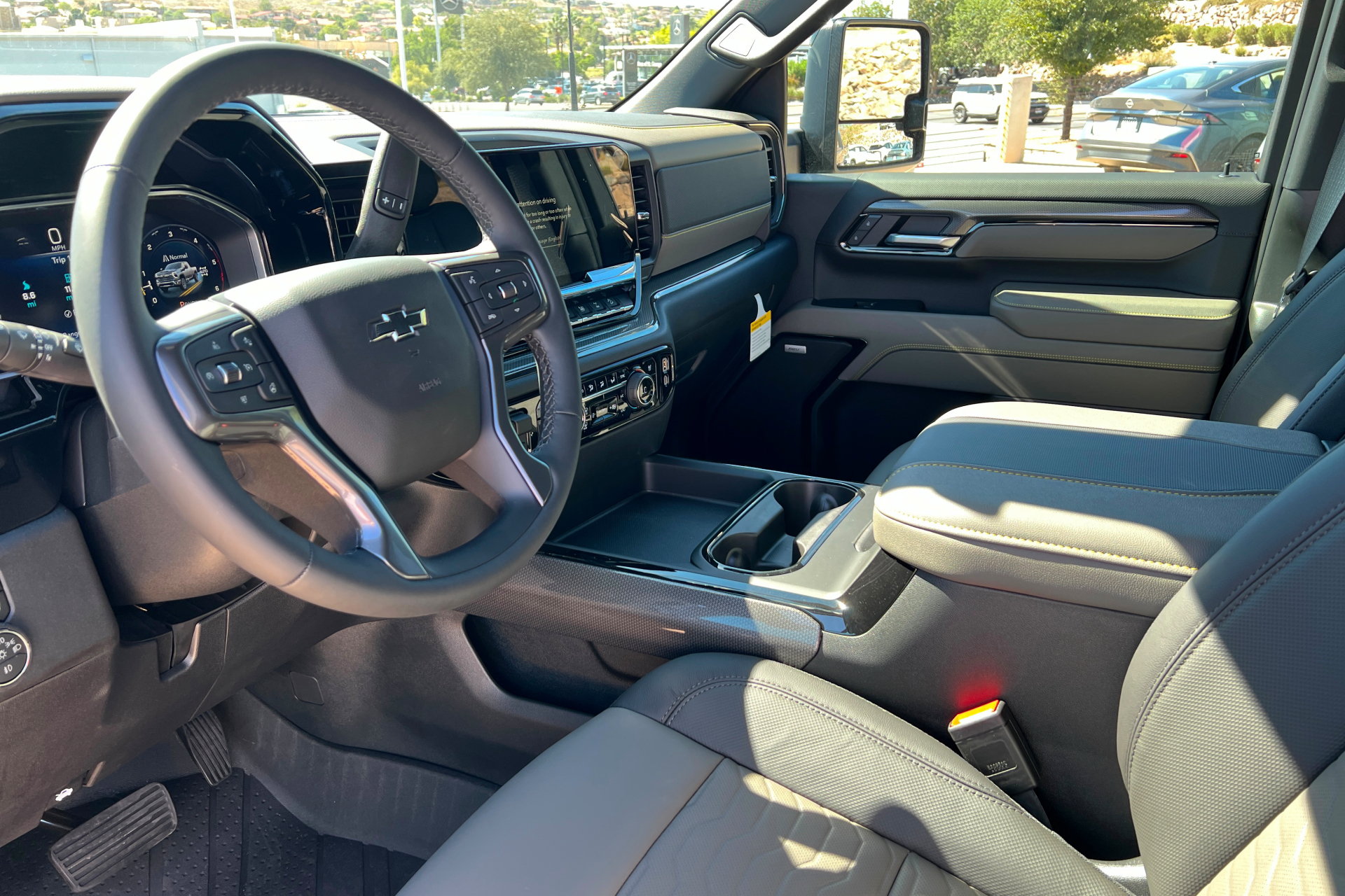 New 2026 Chevrolet Silverado 2500 ZR2 w/ LPO, Dark Essentials Package AWD/4WD image 16