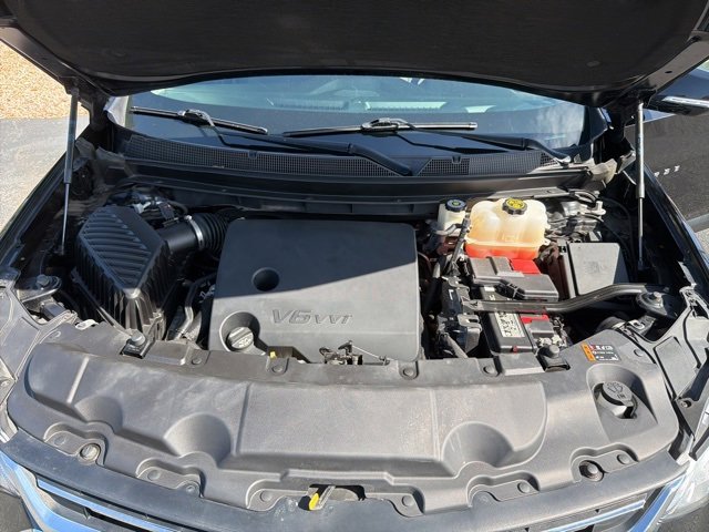 Used 2020 Chevrolet Traverse LT image 30