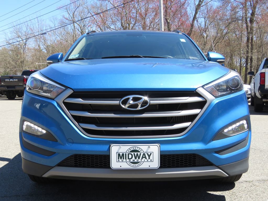 Used 2018 Hyundai Tucson Value AWD/4WD image 2