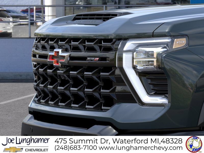 New 2026 Chevrolet Silverado 2500 ZR2 w/ LPO, Dark Essentials Package AWD/4WD image 15