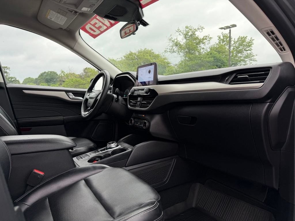 Used 2022 Ford Escape SEL AWD/4WD image 30