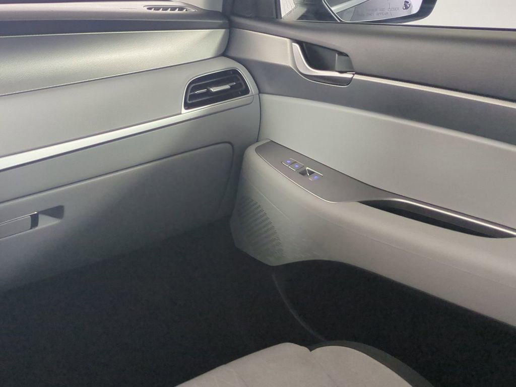 Used 2020 Hyundai Palisade SE image 20