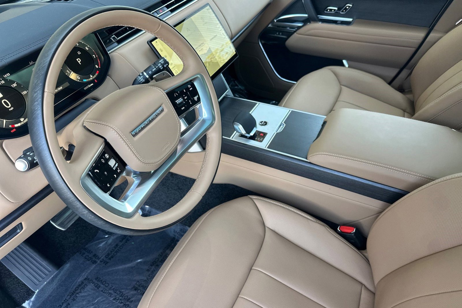 New 2026 Land Rover Range Rover SE image 5