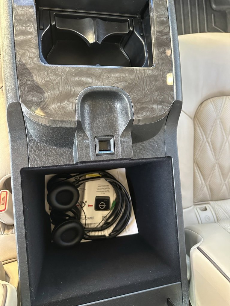 Used 2022 Nissan Armada Platinum w/ Captain's Chairs Package image 29