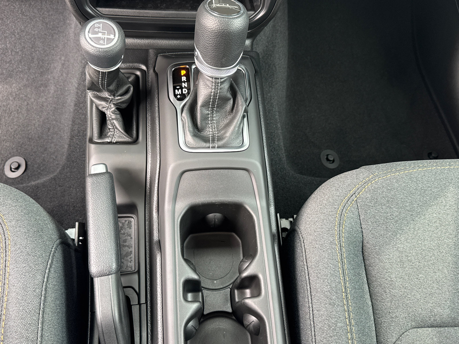 New 2026 Jeep Gladiator Sport AWD/4WD image 13
