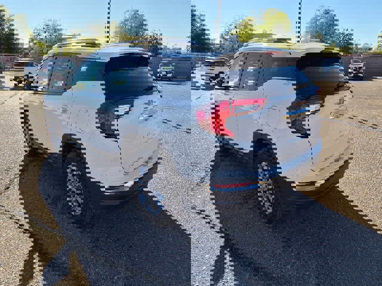 Used 2024 GMC Terrain SLT image 5