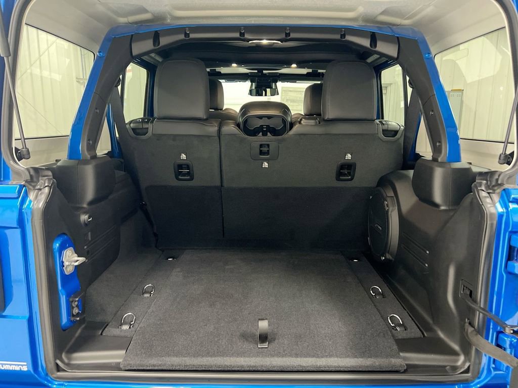 New 2026 Jeep Wrangler Sahara image 24