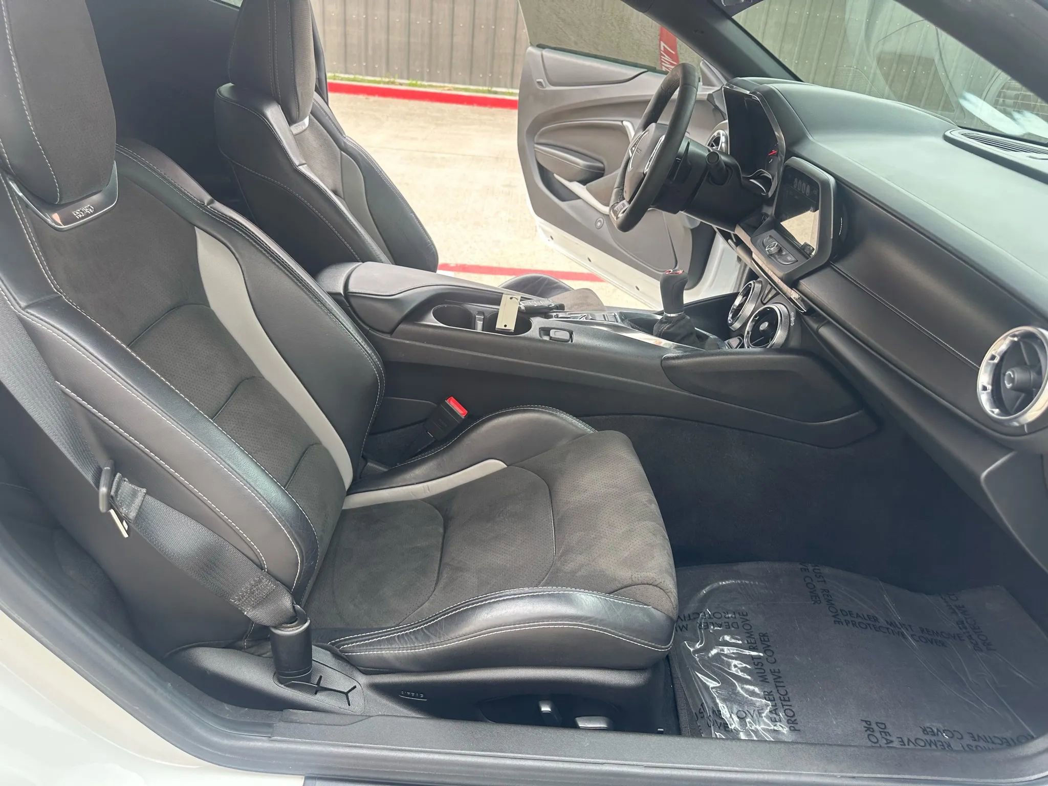 Used 2018 Chevrolet Camaro SS image 21
