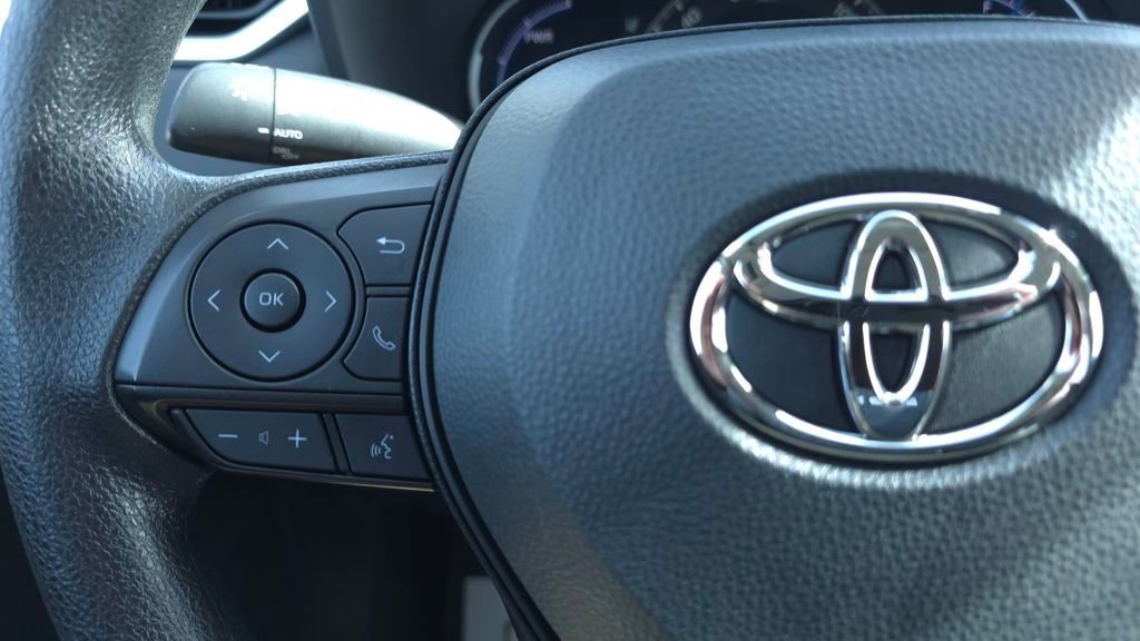 Used 2025 Toyota RAV4 XLE image 27