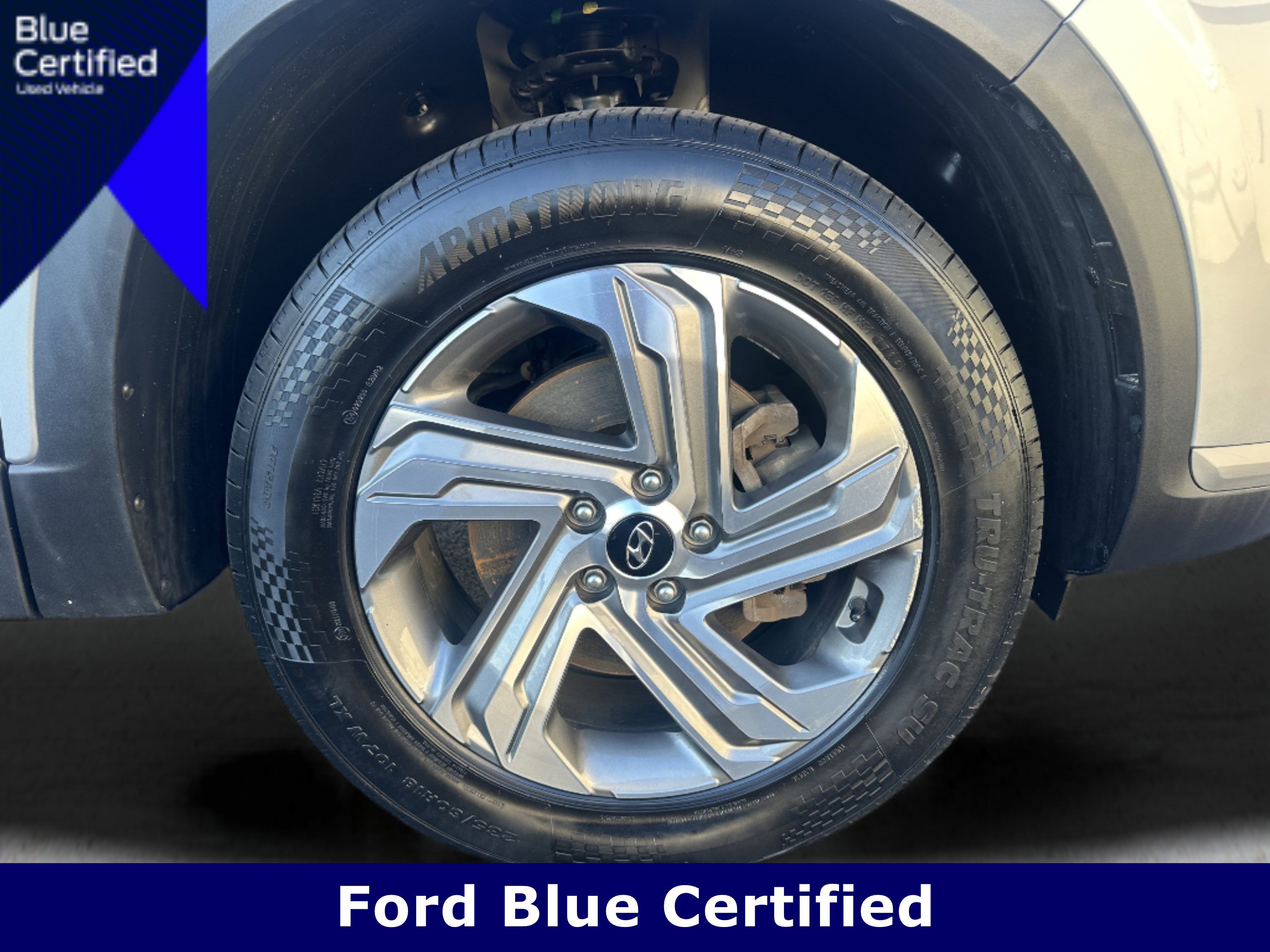 Used 2023 Hyundai Santa Fe SEL image 8