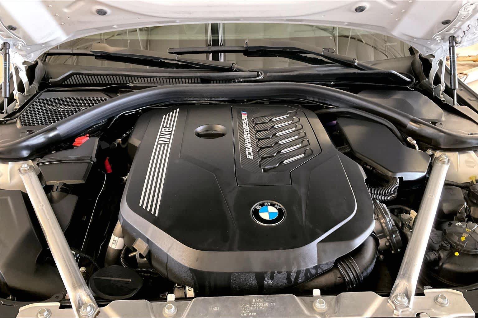 Used 2024 BMW M440i Coupe w/ Premium Package RWD image 28