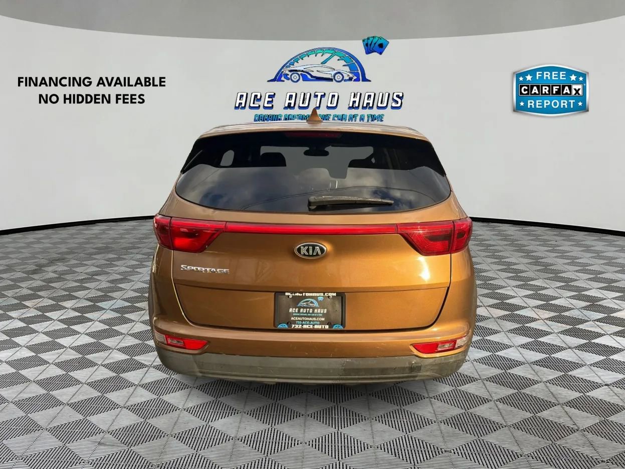 Used 2017 Kia Sportage LX image 6