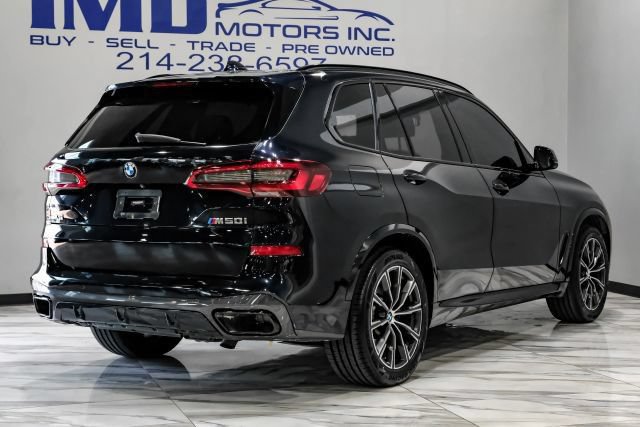 Used 2020 BMW X5 M50i AWD/4WD image 11