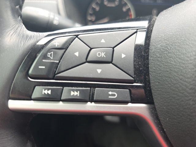 Used 2019 Nissan Altima 2.5 SV FWD image 14