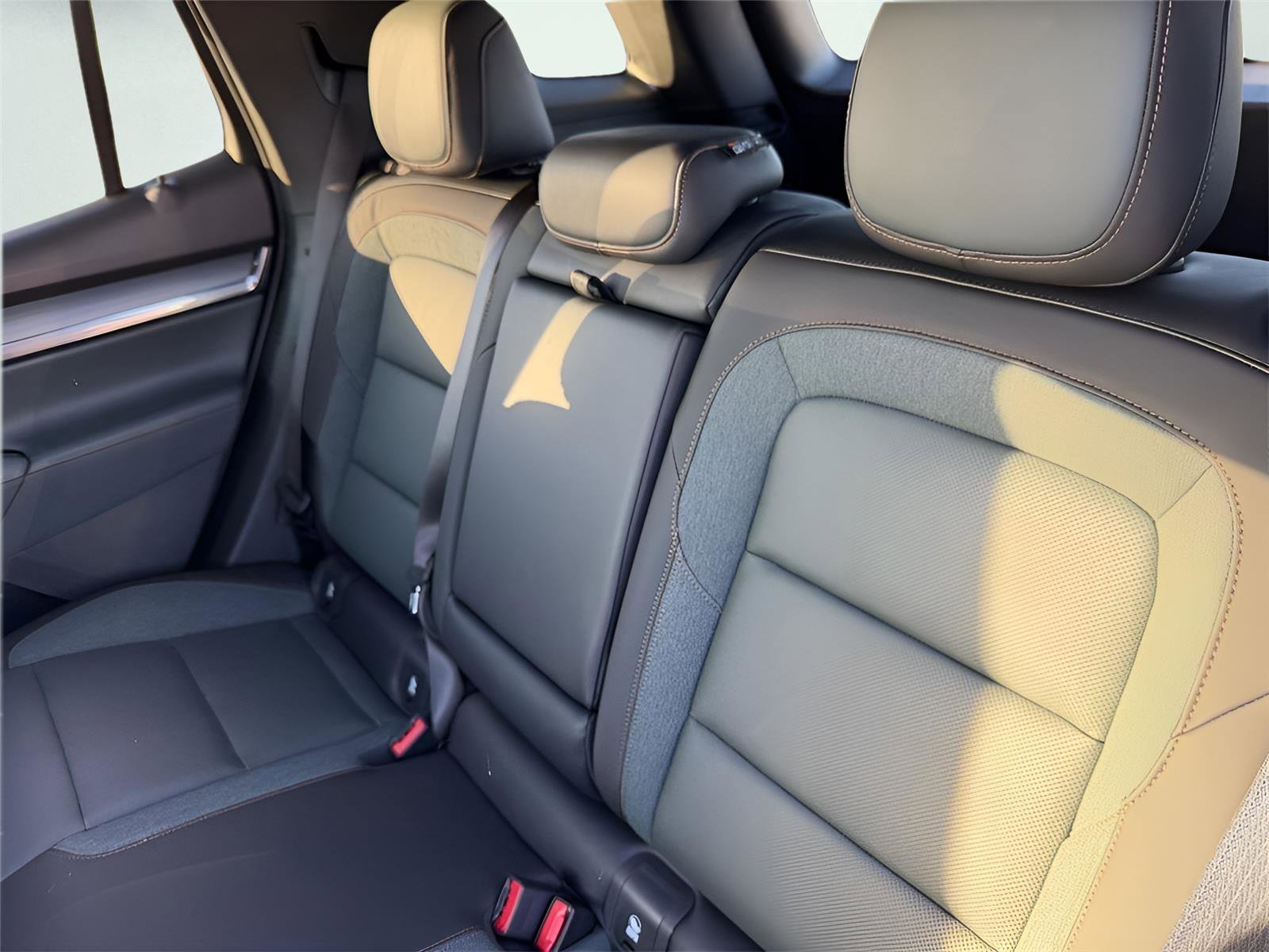 New 2026 GMC Terrain AT4 w/ Convenience Package III AWD/4WD image 13
