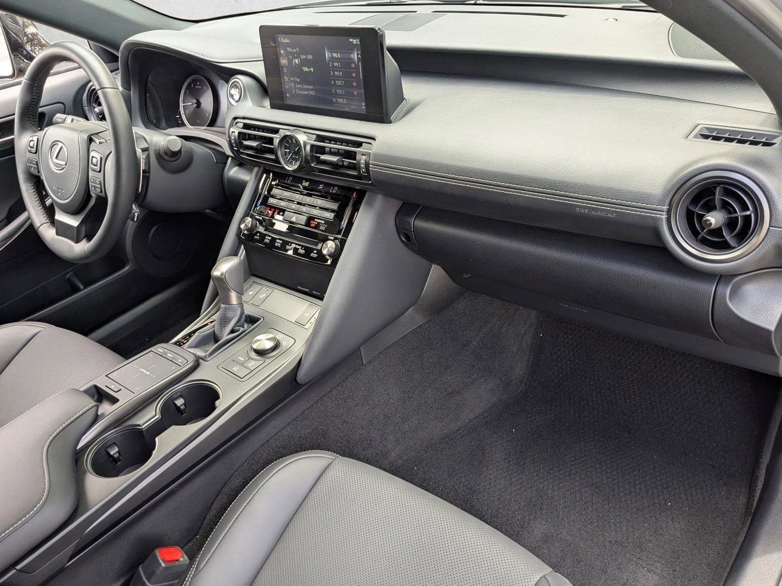 Used 2025 Lexus IS 350 F Sport RWD image 21