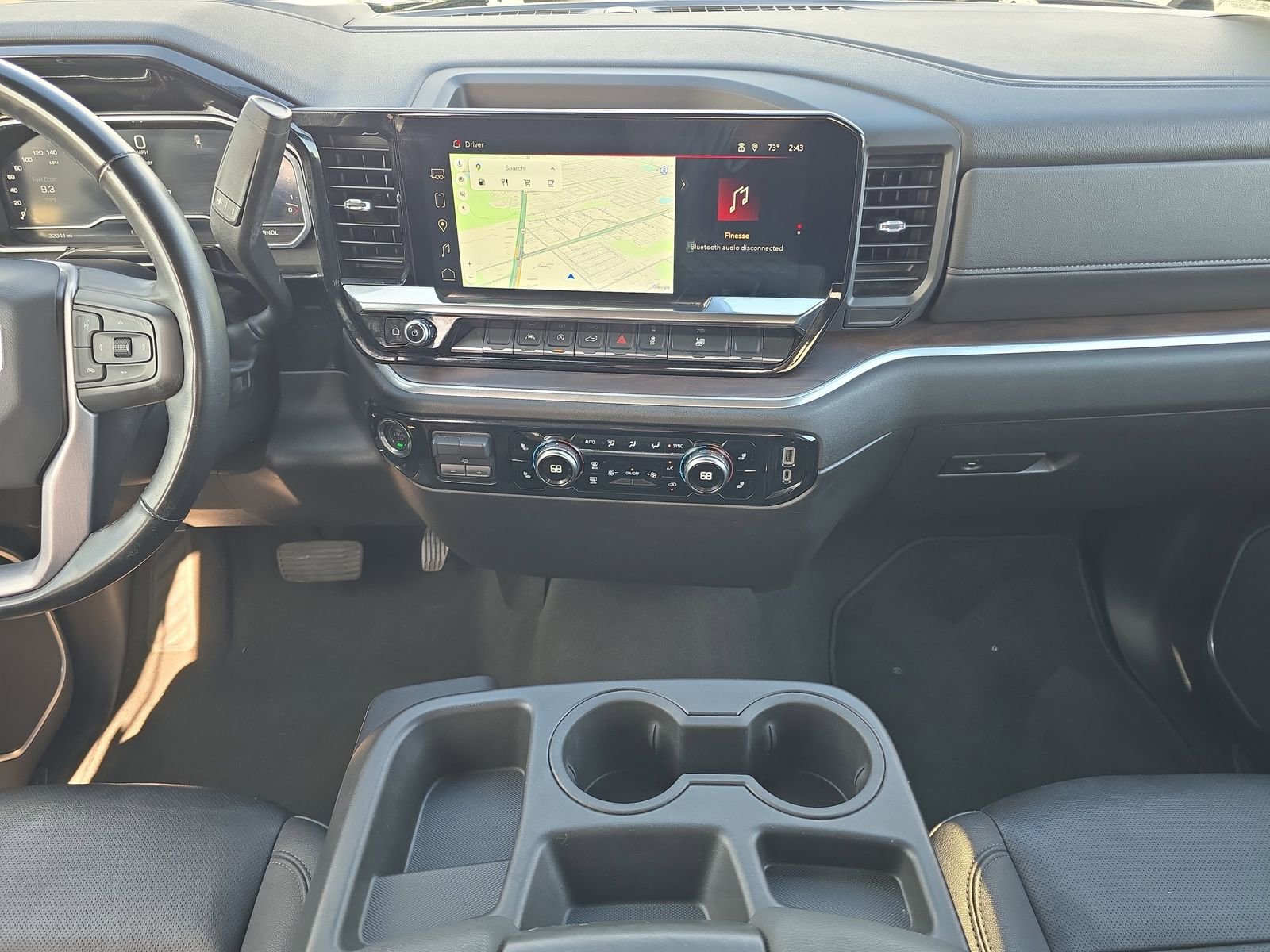 Used 2025 GMC Sierra 1500 SLT image 11