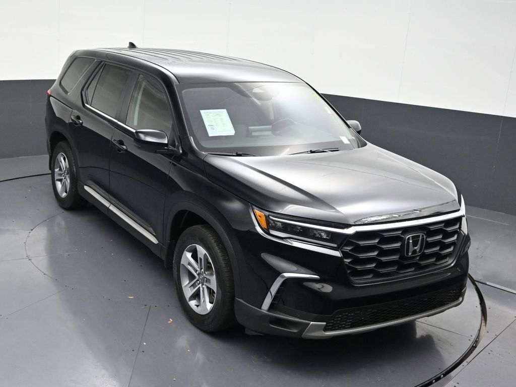 Used 2025 Honda Pilot EX-L image 17