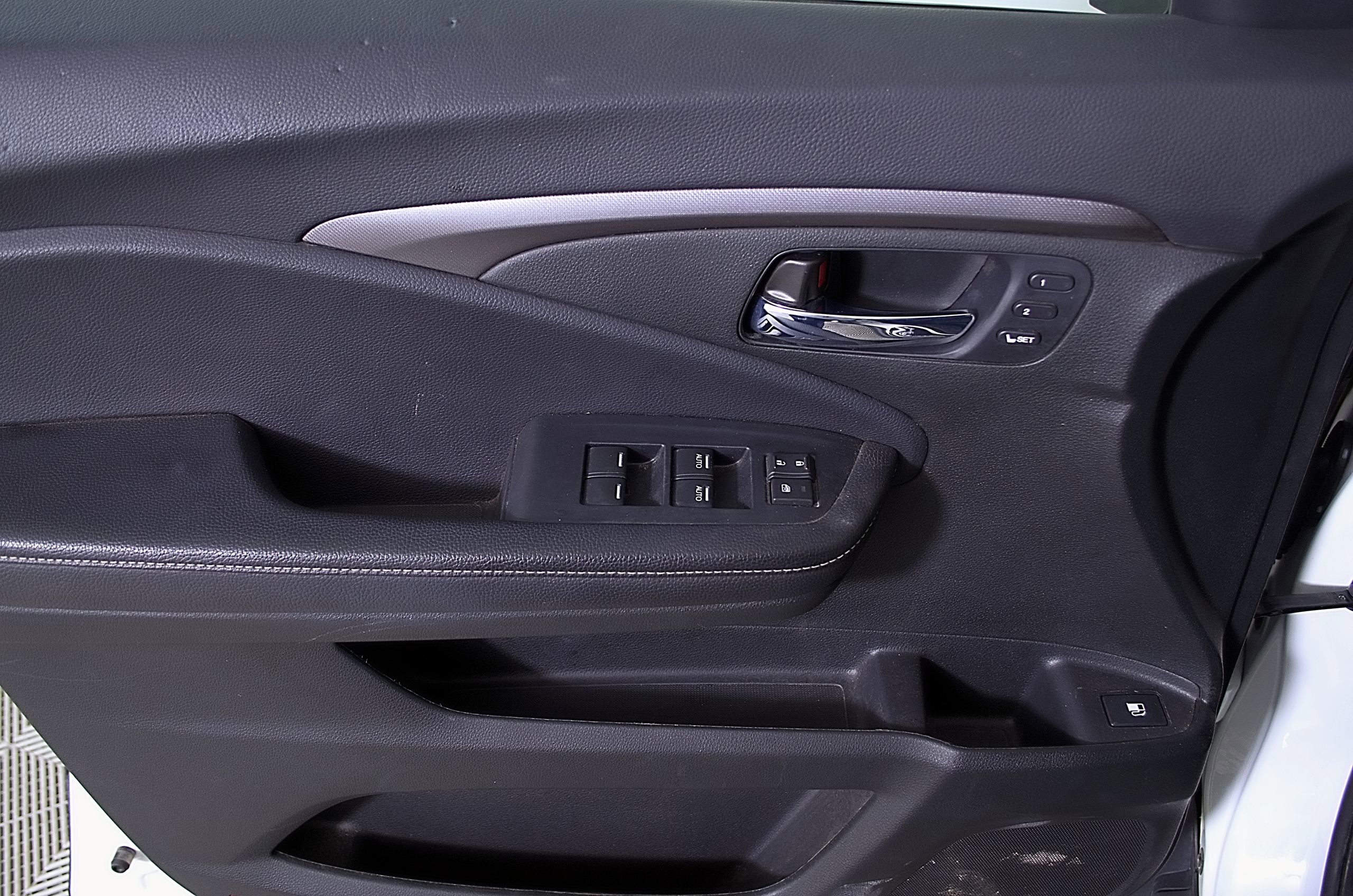 Used 2025 Honda Ridgeline RTL image 13
