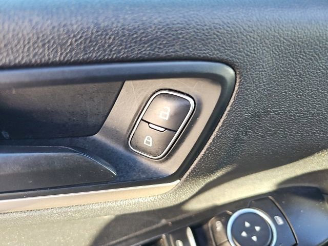 Used 2022 Ford Escape SE image 31