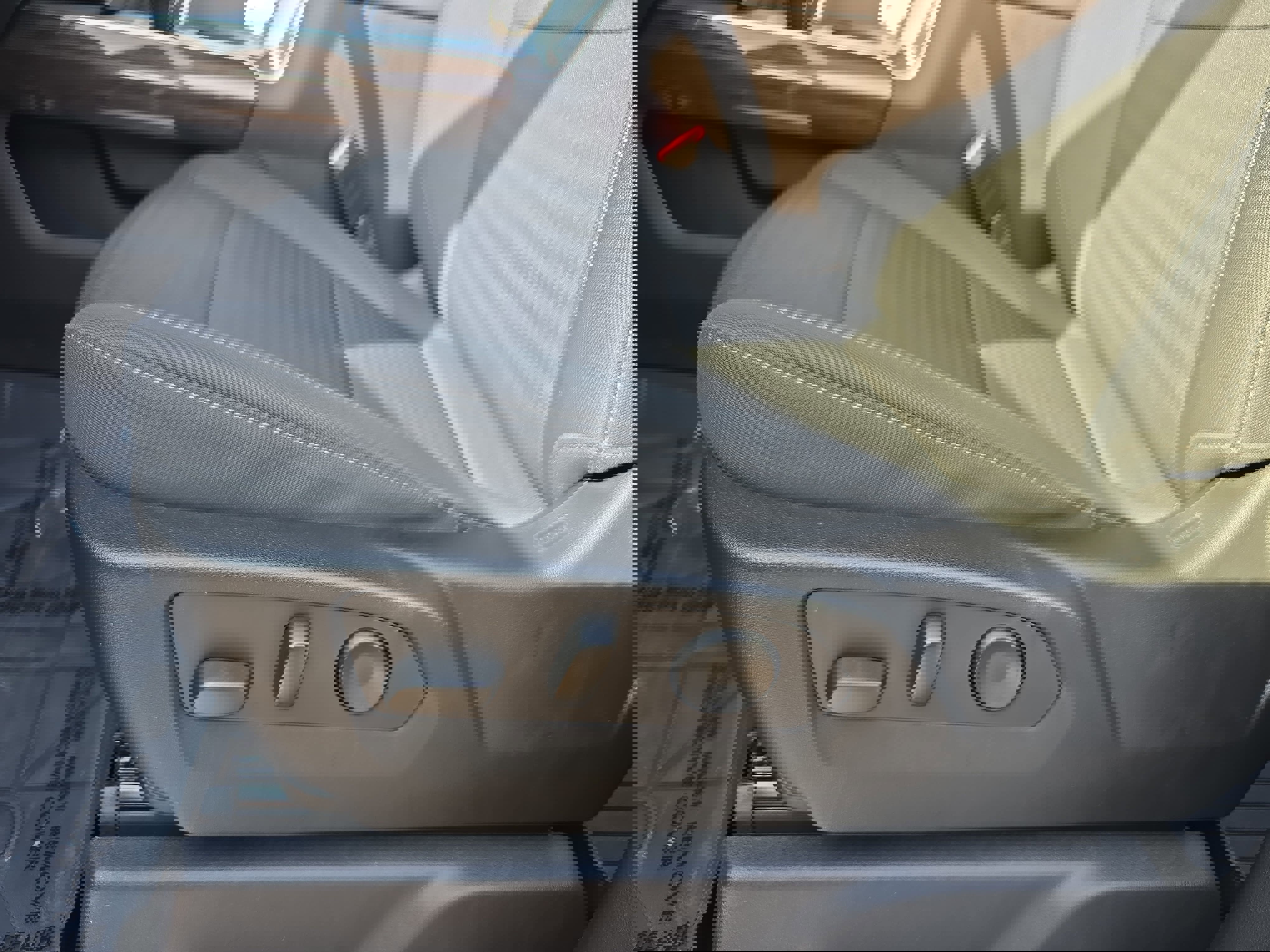 Used 2023 Chevrolet Silverado 1500 RST w/ Z71 Off-Road Package image 30