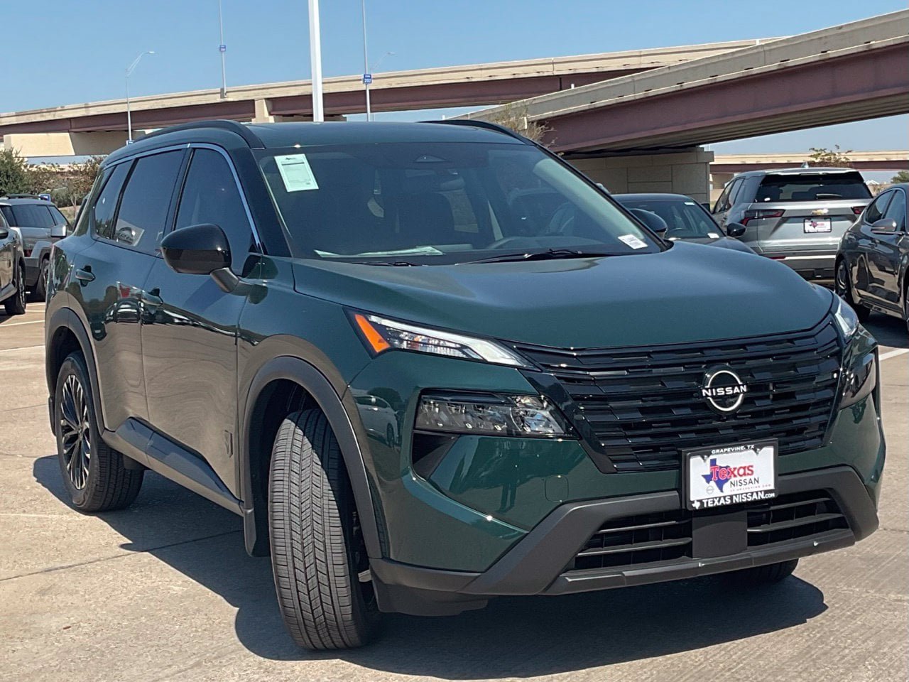 New 2027 Nissan Rogue Dark Armor AWD/4WD image 3