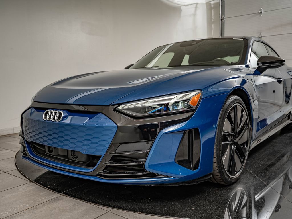 Used 2023 Audi e-tron GT Prestige AWD/4WD image 14
