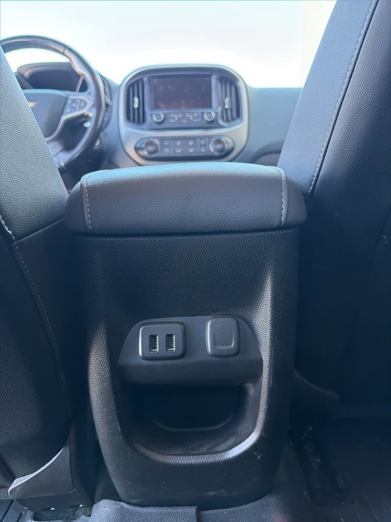 Used 2017 Chevrolet Colorado Z71 AWD/4WD image 23