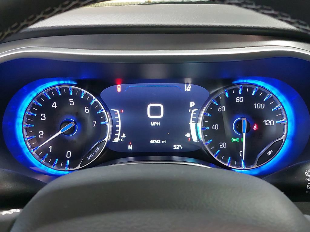 Used 2024 Chrysler Pacifica Touring-L image 21