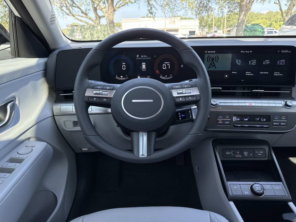 Used 2026 Hyundai Kona SEL Premium FWD image 17