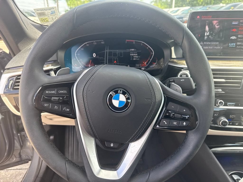 Used 2023 BMW 530i w/ Luxury Seating Package RWD image 16