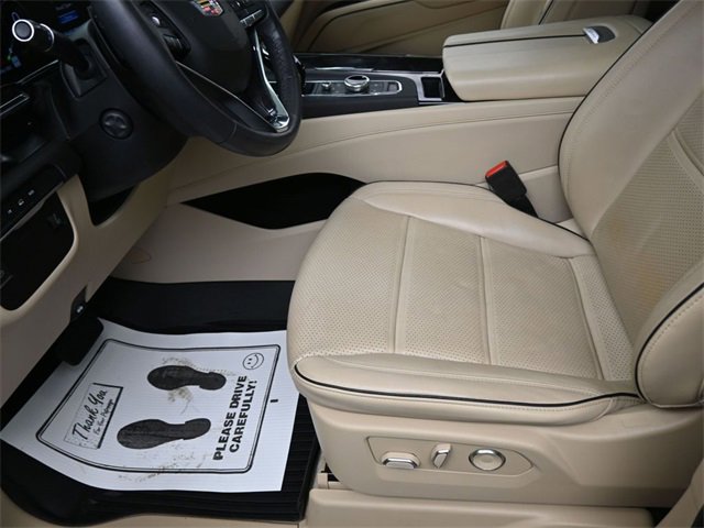 Used 2023 Cadillac Escalade Premium Luxury image 15