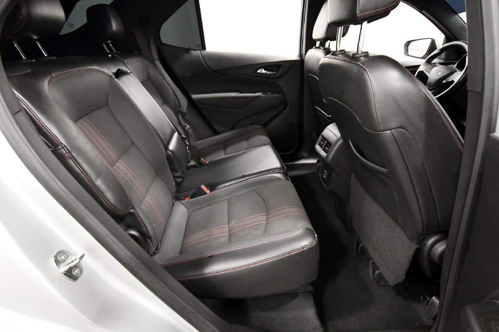 Used 2022 Chevrolet Equinox RS AWD/4WD image 17