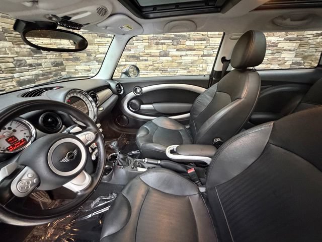 Used 2009 MINI Cooper S FWD image 13
