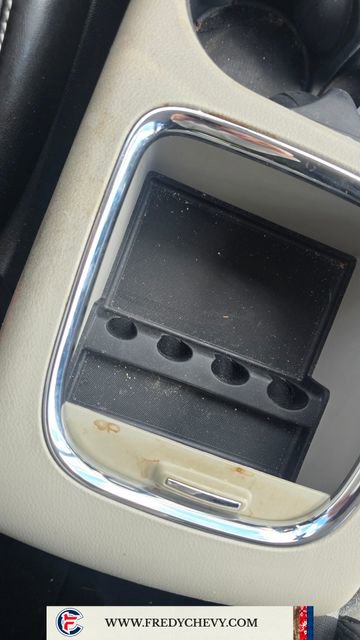 Used 2014 Chrysler Town & Country Touring-L FWD image 19