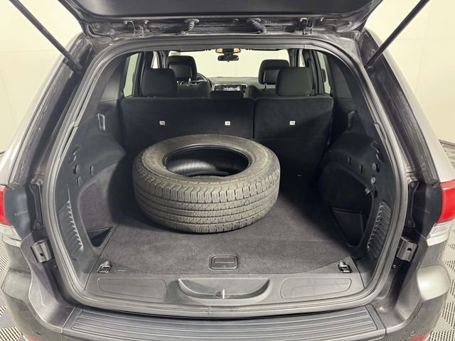 Used 2020 Jeep Grand Cherokee Laredo image 14