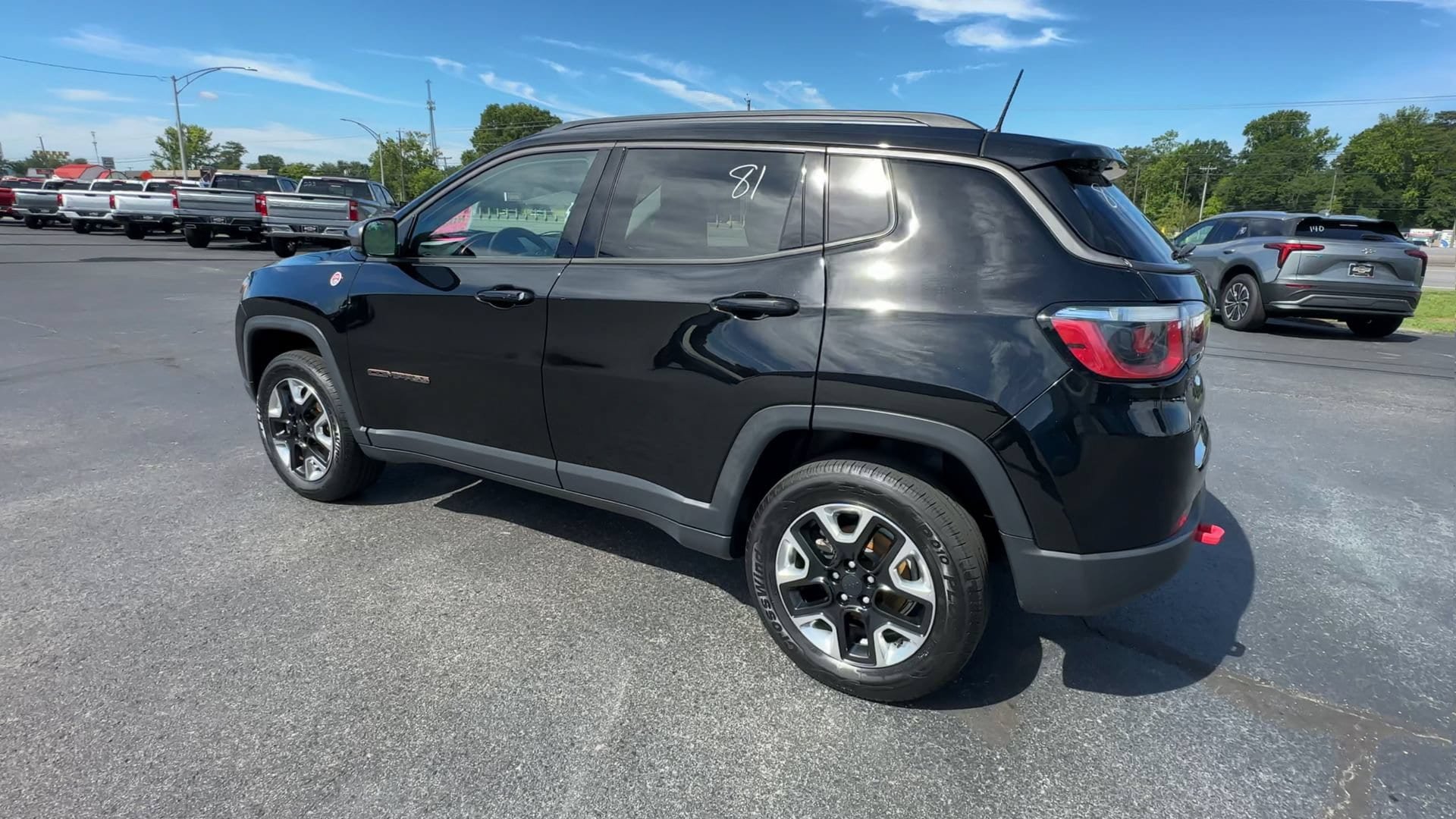Used 2017 Jeep Compass Trailhawk w/ Leather Interior Group AWD/4WD image 6