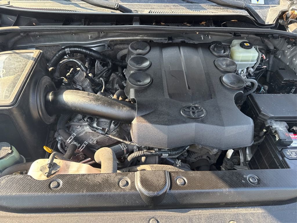Used 2020 Toyota 4Runner Limited AWD/4WD image 12
