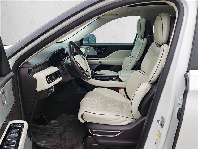 Used 2020 Lincoln Aviator Black Label Grand Touring w/ Class IV Trailer Tow Package AWD/4WD image 17