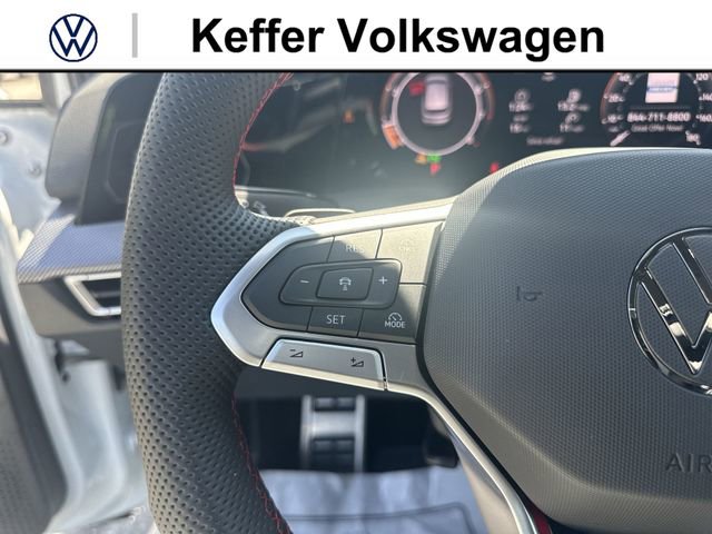New 2026 Volkswagen GTI SE FWD image 17