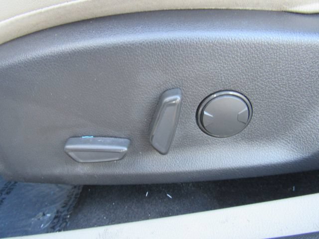 Used 2016 Ford Focus Electric Hatchback FWD image 14