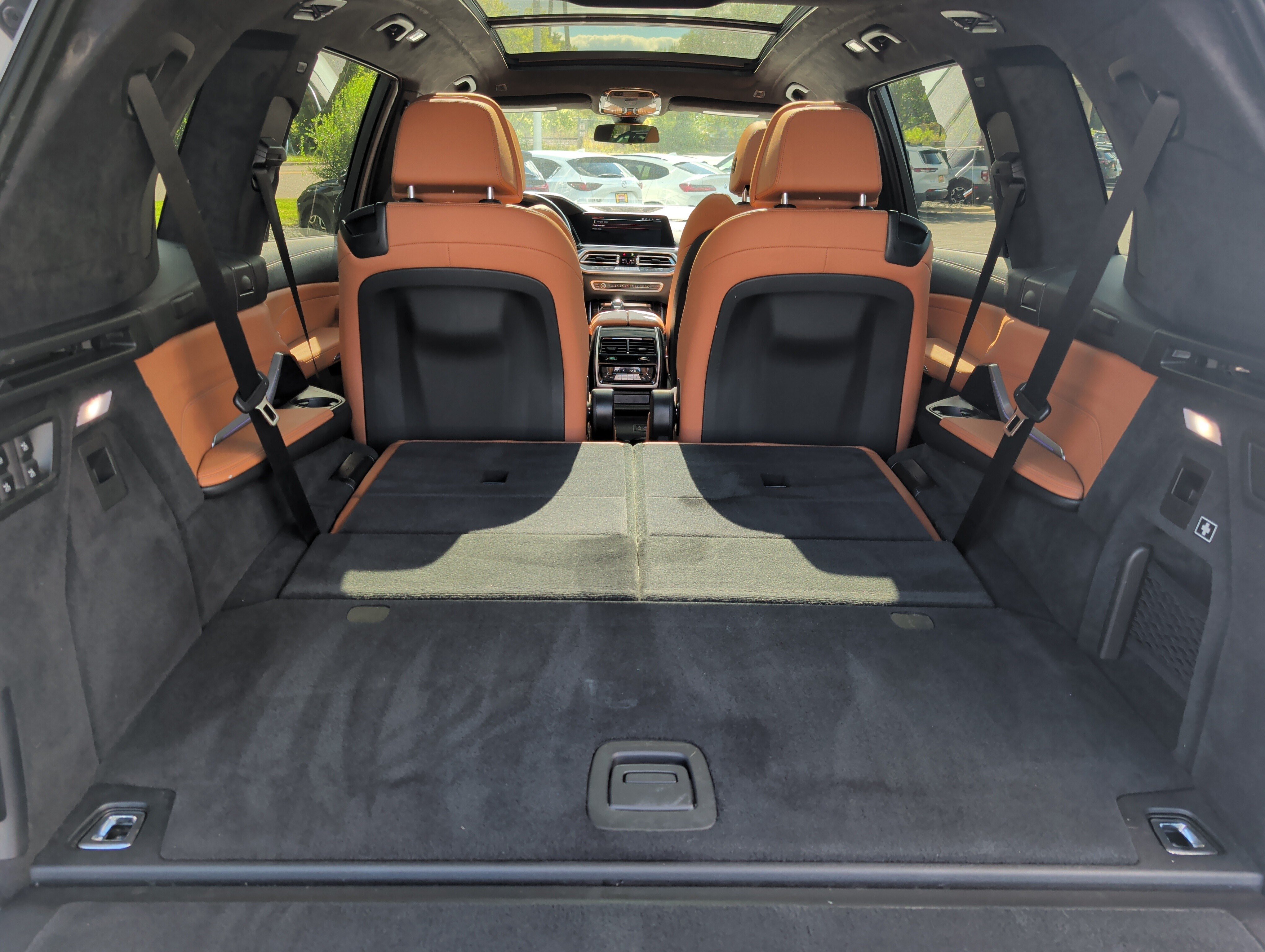 Used 2021 BMW X7 xDrive40i w/ Premium Package AWD/4WD image 18