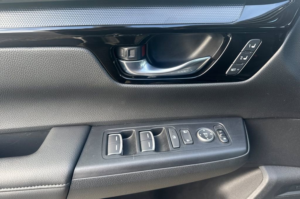 Certified 2025 Honda CR-V EX-L image 13