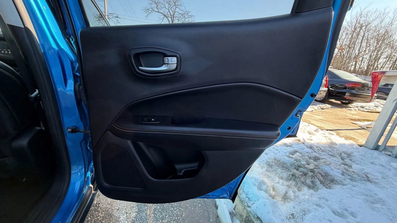 Used 2019 Jeep Compass Latitude w/ Popular Equipment Group image 20