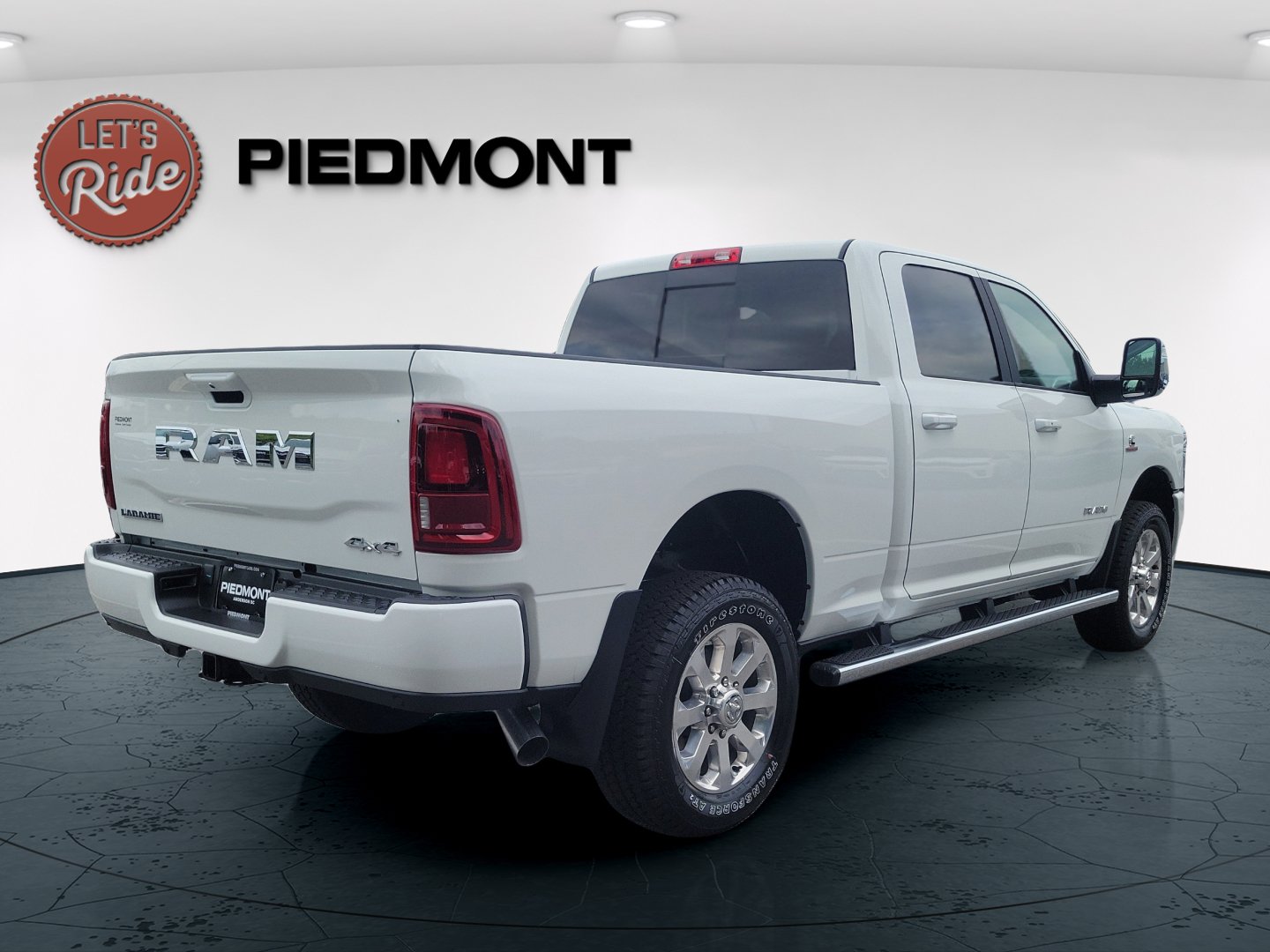 New 2026 RAM 2500 Laramie AWD/4WD image 6