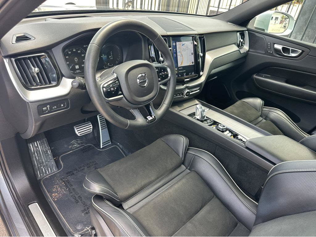 Used 2019 Volvo XC60 T8 R-Design w/ Advanced Package AWD/4WD image 16