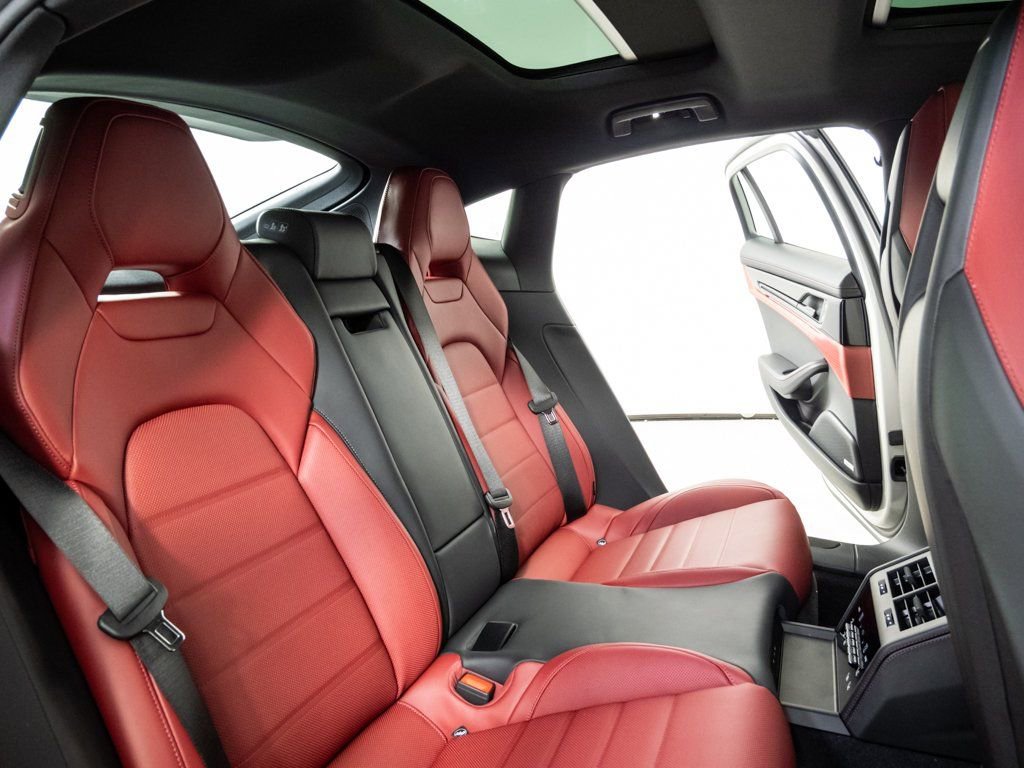 New 2026 Porsche Panamera 4 image 23